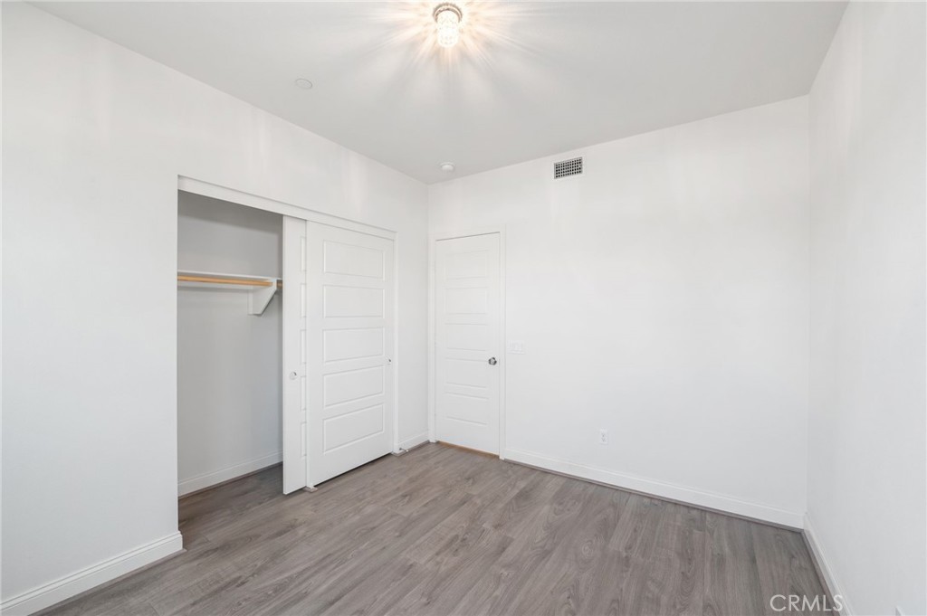 13841 Snyder