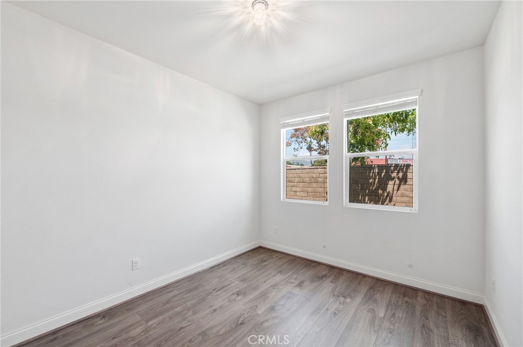 13841 Snyder
