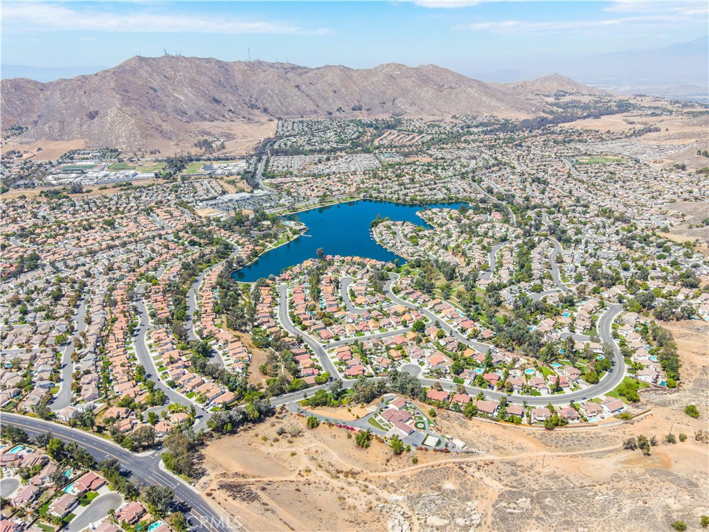 10374 Lake Summit Drive