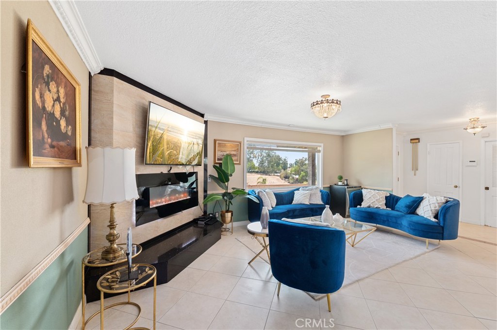 10374 Lake Summit Drive