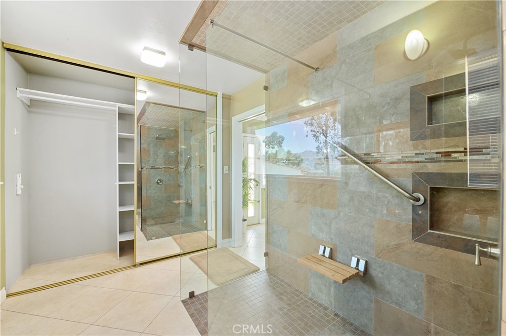 10374 Lake Summit Drive