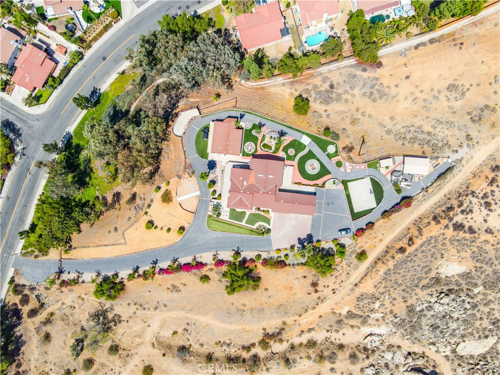 10374 Lake Summit Drive