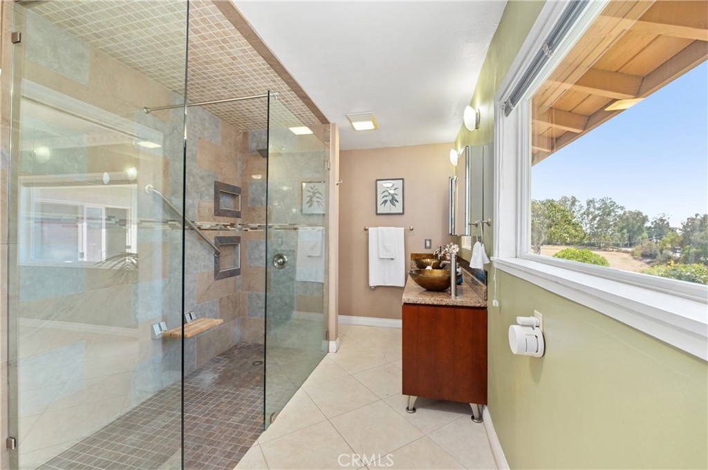 10374 Lake Summit Drive