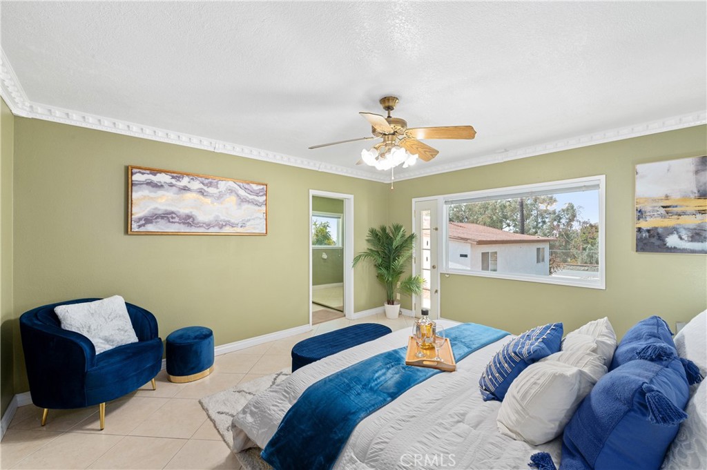 10374 Lake Summit Drive