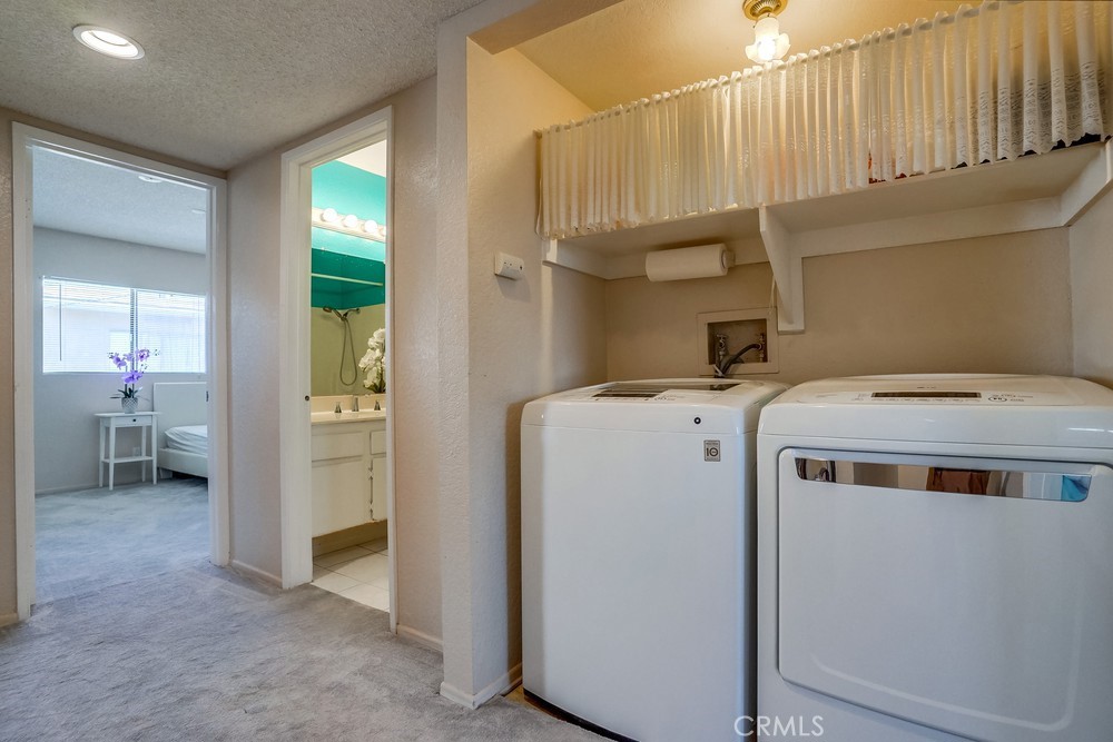 11105 Lower Azusa Road B