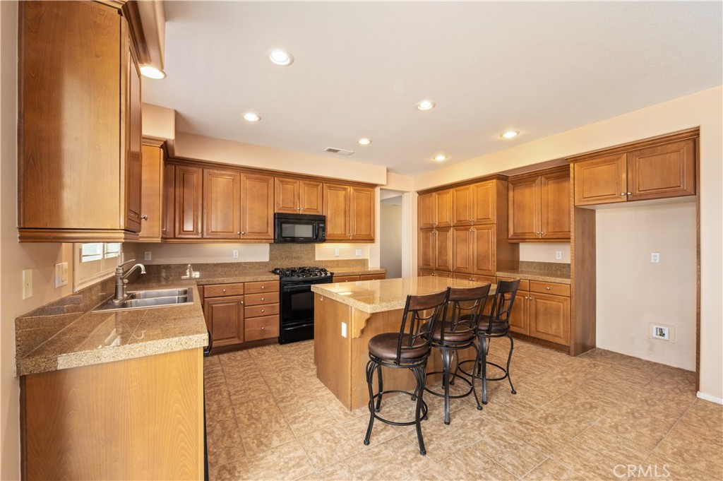 1237 Huckleberry Lane