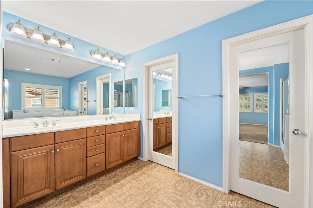 1237 Huckleberry Lane