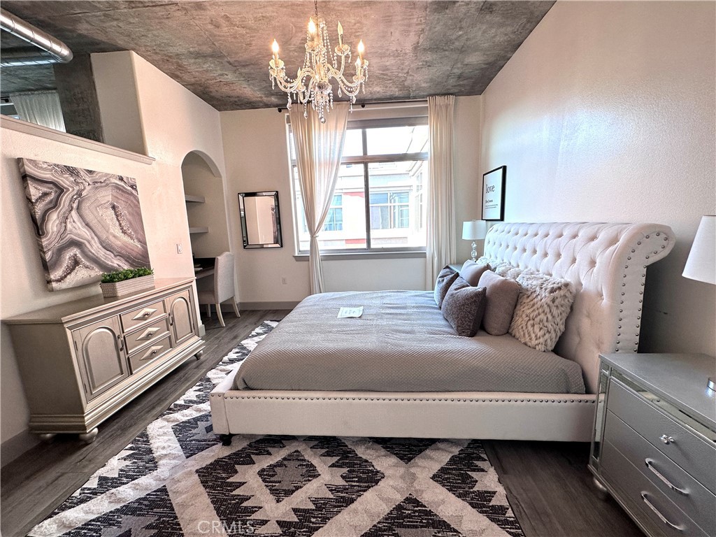 840 E Green Street 429