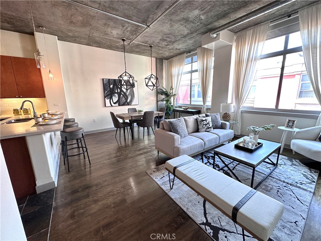 840 E Green Street 429