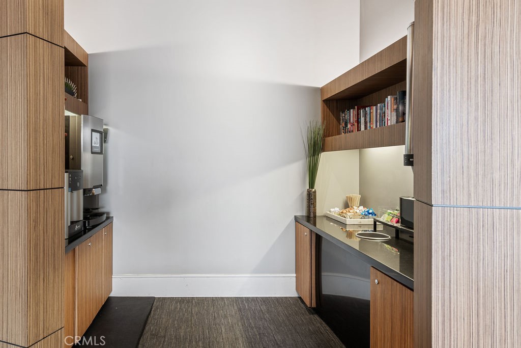 840 E Green Street 429