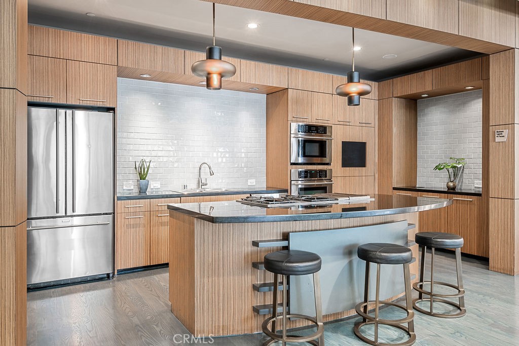 840 E Green Street 429