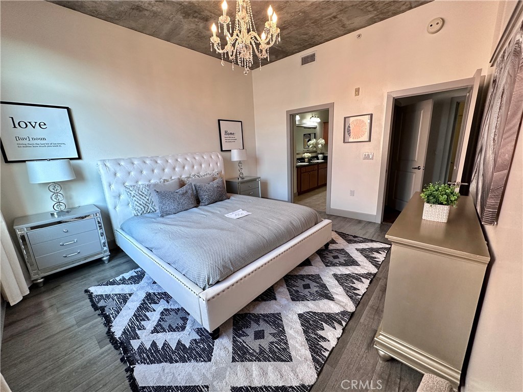 840 E Green Street 429