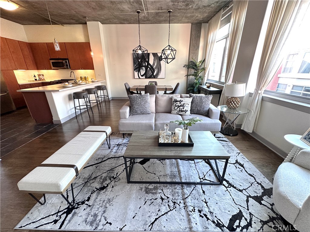 840 E Green Street 429