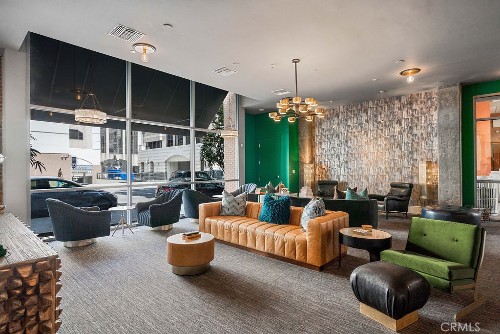 840 E Green Street 429