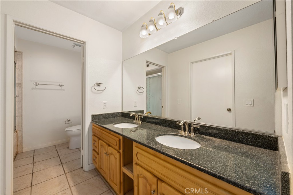 3001 La Paz Lane A