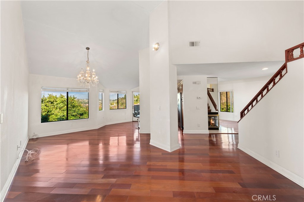 3001 La Paz Lane A