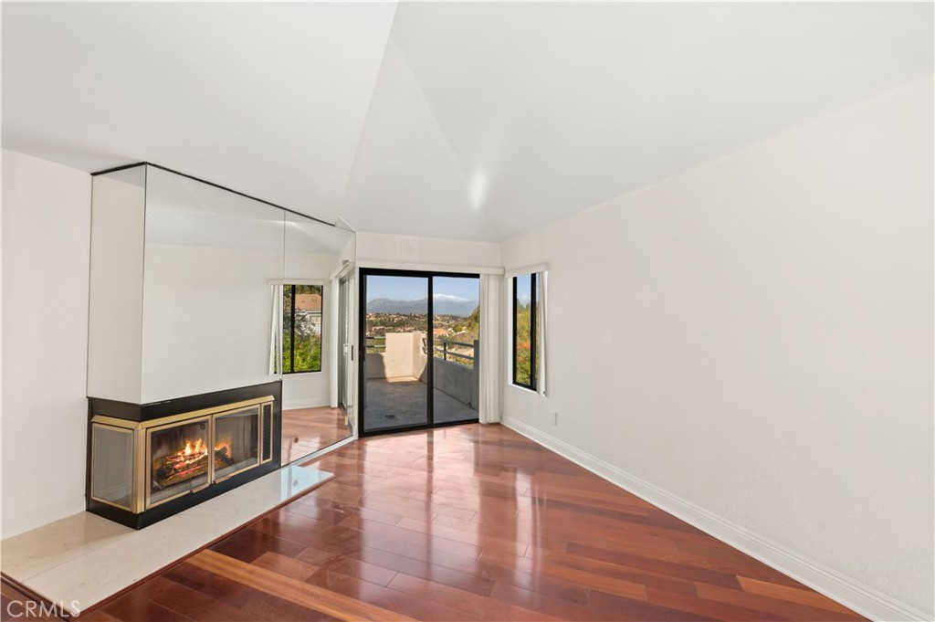 3001 La Paz Lane A