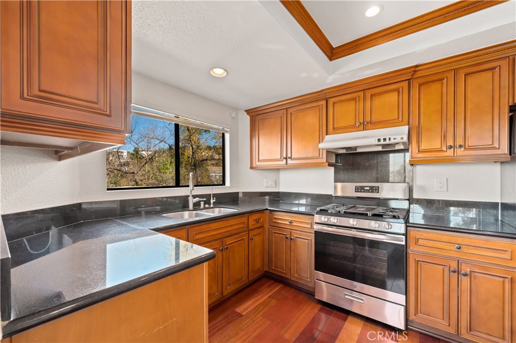 3001 La Paz Lane A