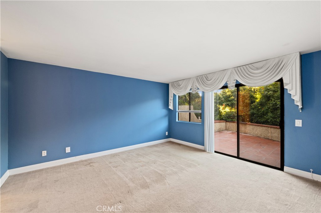 3001 La Paz Lane A