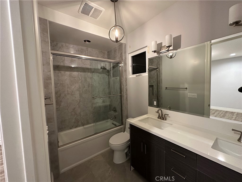 1028 duarte Road A