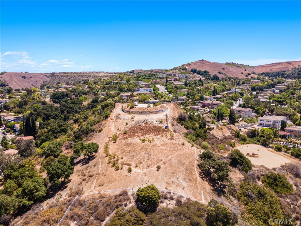 1118 Outlook Lane