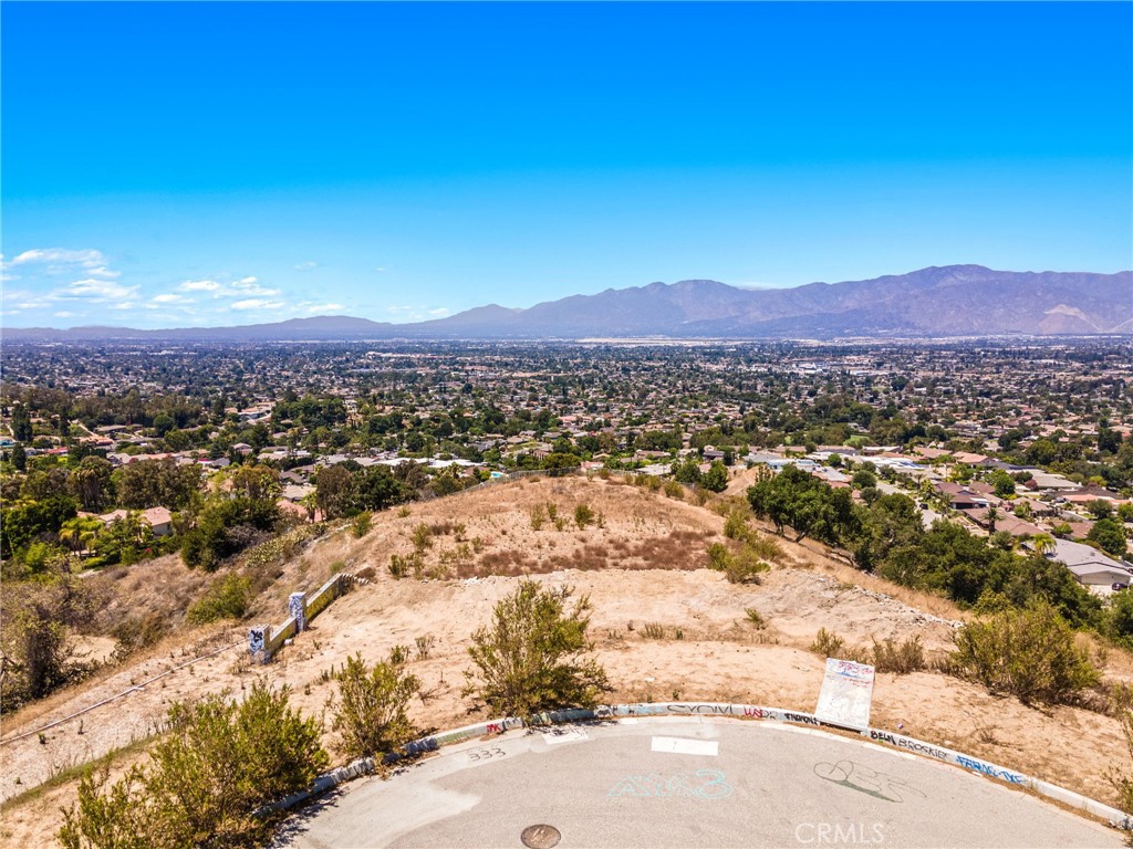 1118 Outlook Lane
