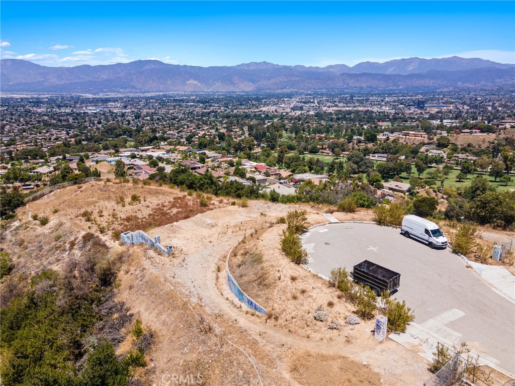 1118 Outlook Lane