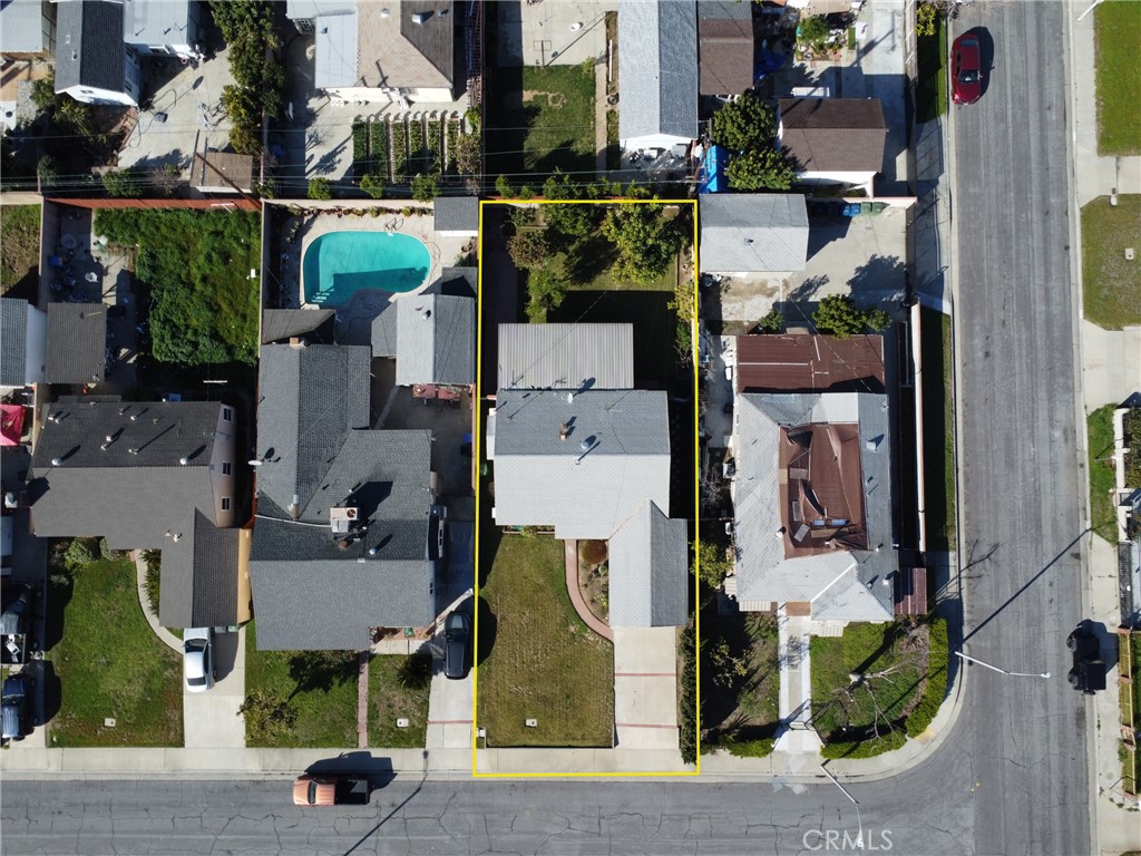 3437 Earle Avenue
