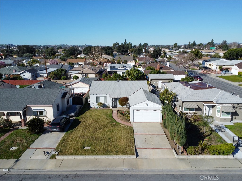 3437 Earle Avenue