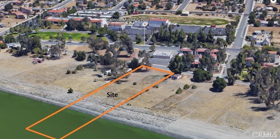 1000 N Lakeshore Dr E