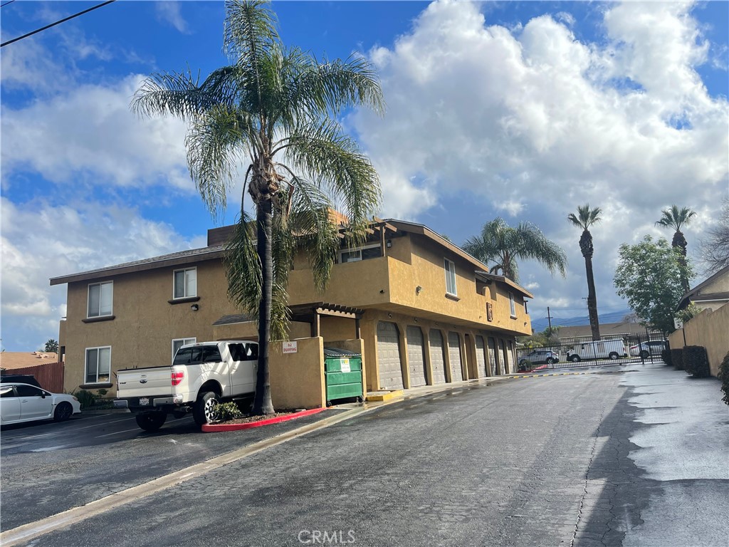 799 Gianni Drive 210