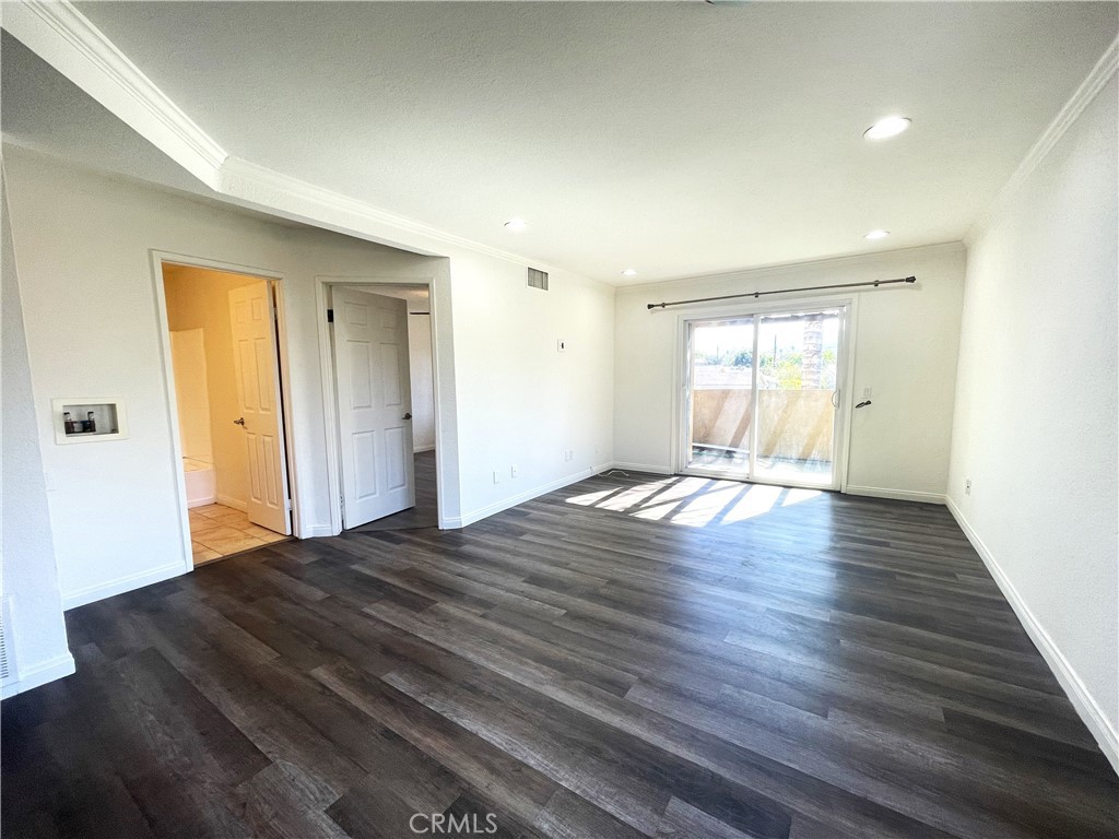 799 Gianni Drive 210