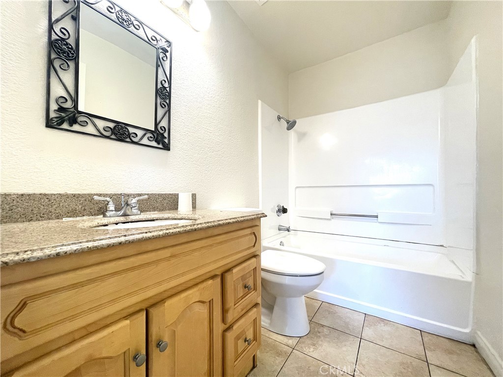799 Gianni Drive 210