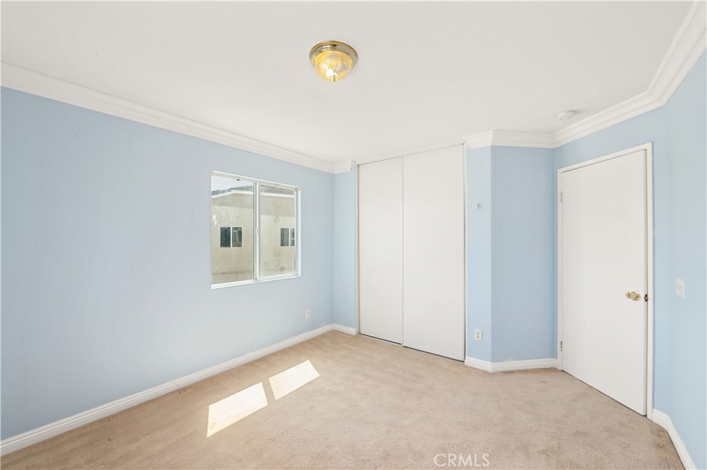 6469 Cattleman Drive