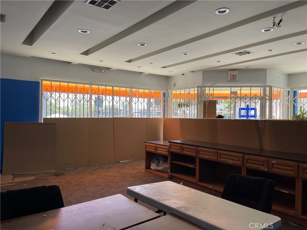 217 E Valley Boulevard 217