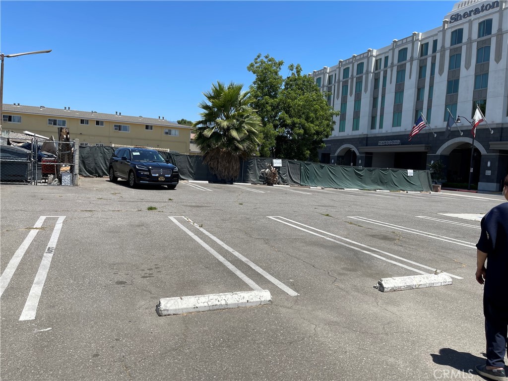 217 E Valley Boulevard 217