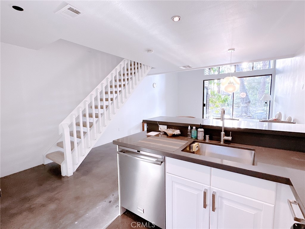 4140 Workman Mill Road 222