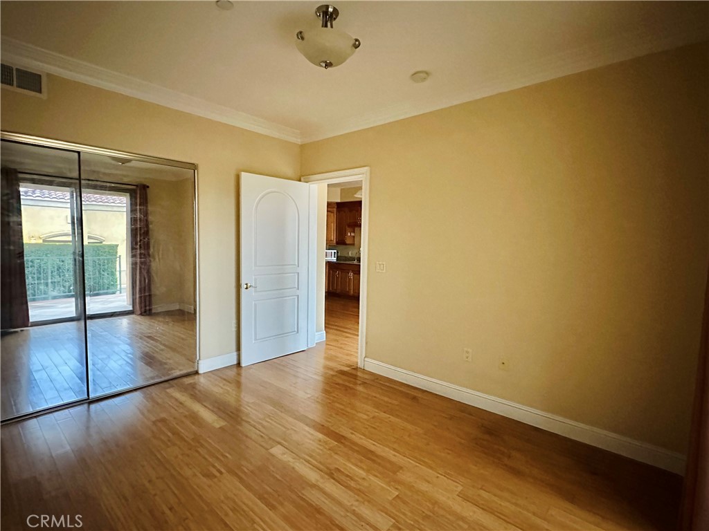 13798 Roswell Avenue A118