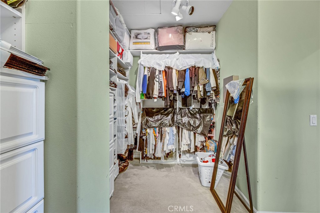 933 Terrace Lane W 7