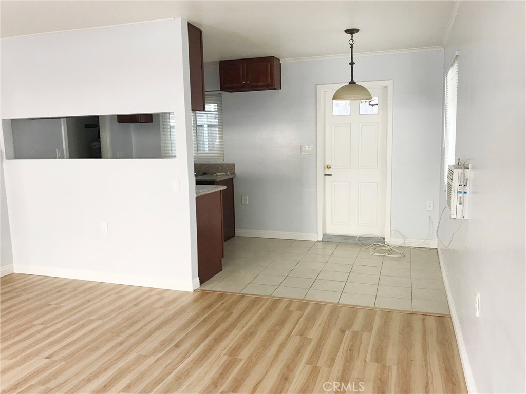 151 S Sierra Madre Boulevard 2