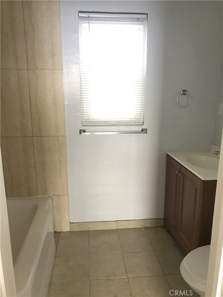 151 S Sierra Madre Boulevard 2