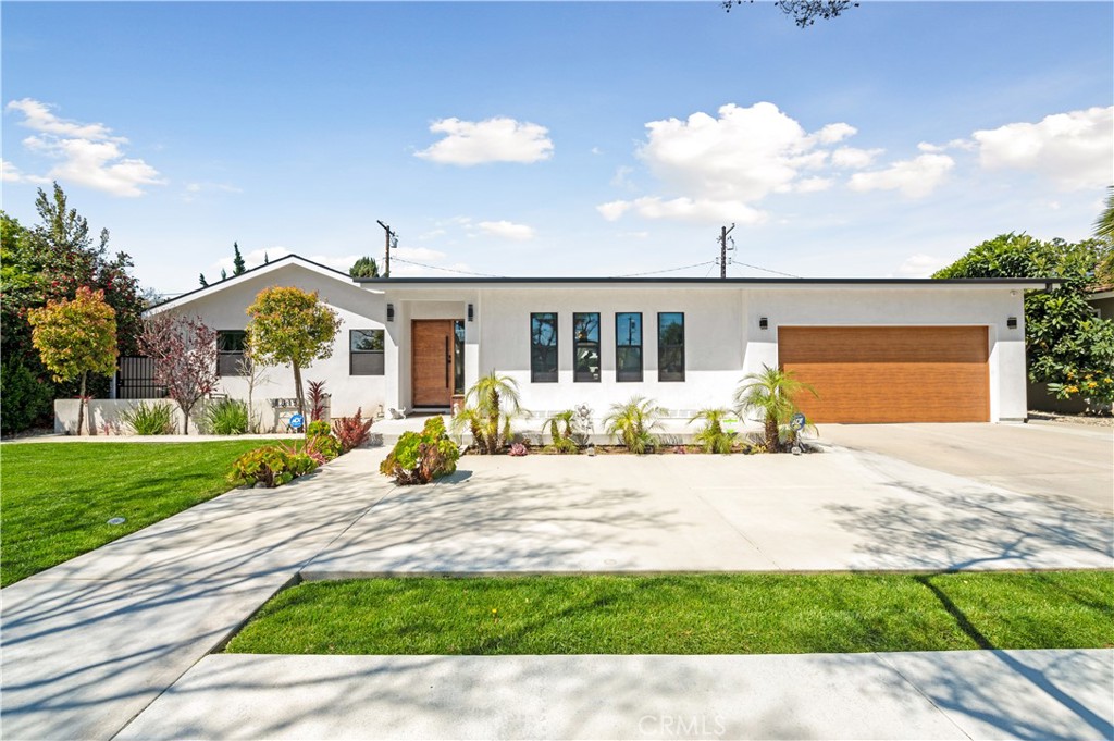 1815 Grace Avenue