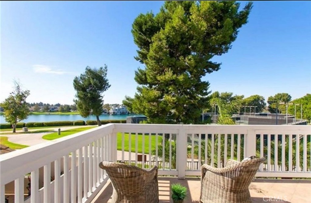 72 Coral Lake 38