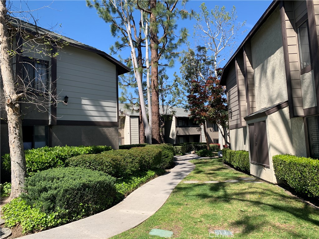 20702 El Toro Road 83