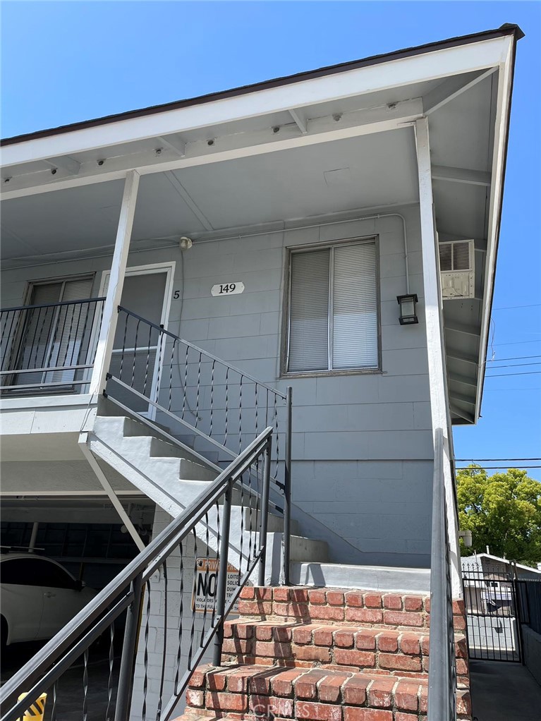 149 S Sierra Madre Boulevard 5