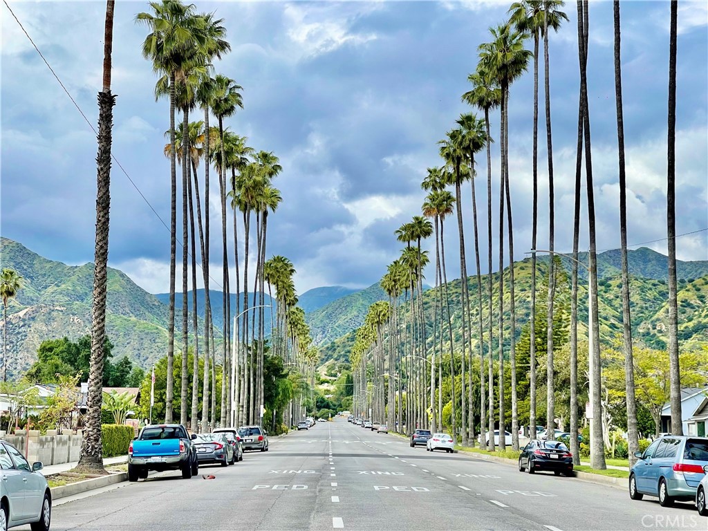 332 W Saint Andrews Lane