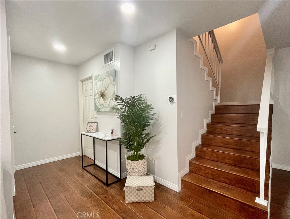 332 W Saint Andrews Lane