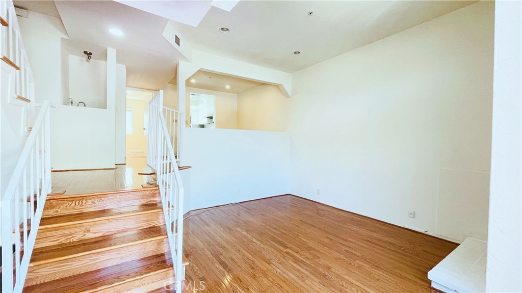 1616 S 5th Street E