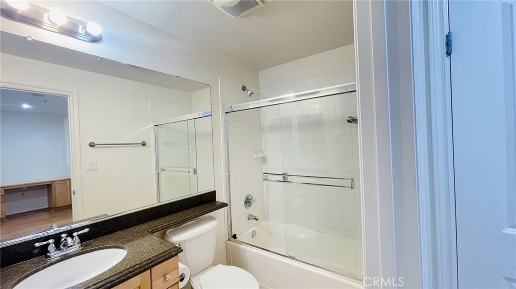 89 E Commonwealth Avenue 1K