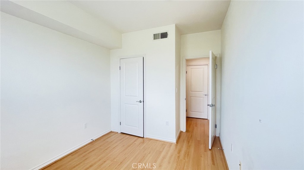 89 E Commonwealth Avenue 1K